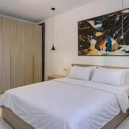 Gzr096-2br Luxury New Minutes From Vibrant Seafront