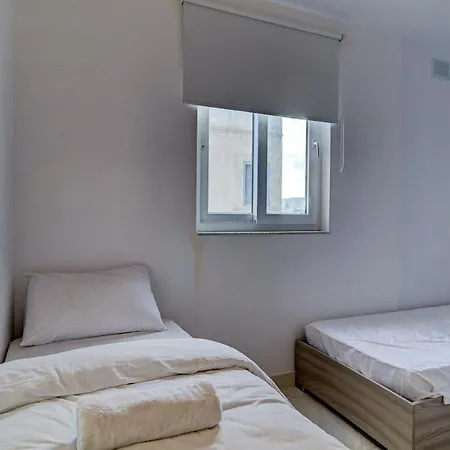Gzr096-2br Luxury New Minutes From Vibrant Seafront Gzira