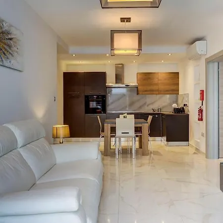 Апартаменты Gzr096-2br Luxury New Minutes From Vibrant Seafront Gzira